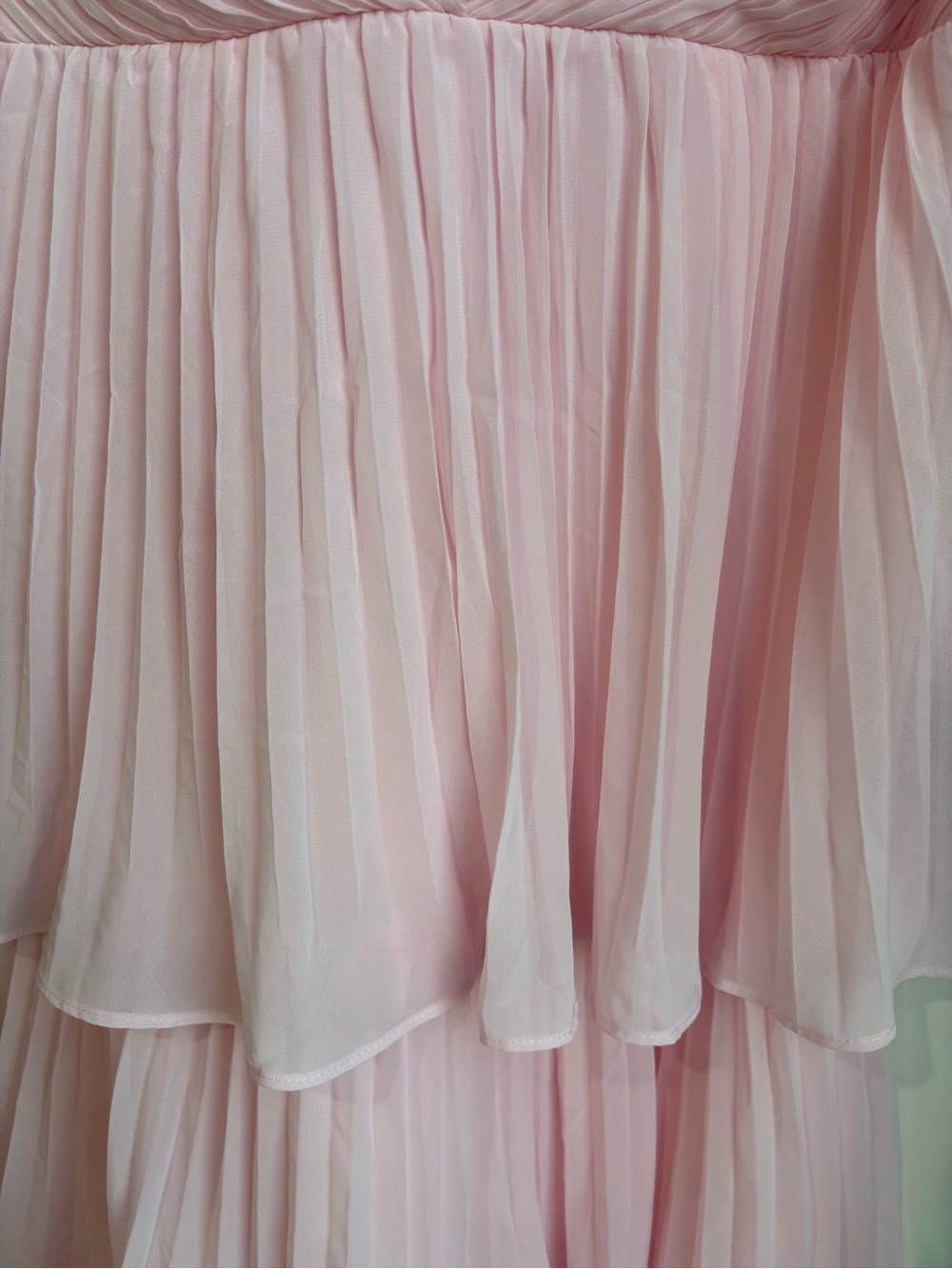 NWT Lulu’s Always Remarkable Pink Pleated Off-Shoulder Tiered Maxi Dress Size L - Picture 6 of 6